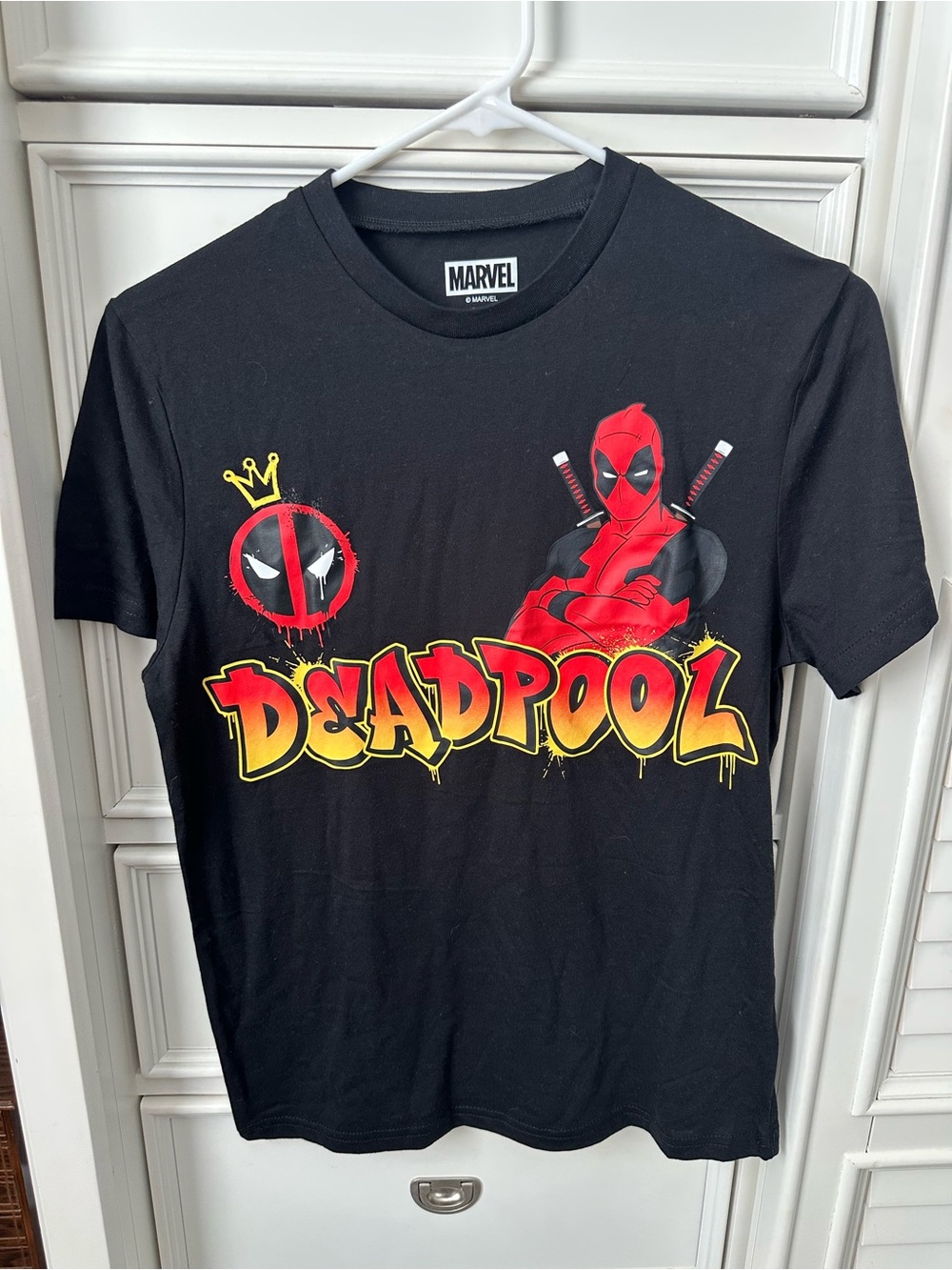 Marvel Deadpool Graphic Tee - Black with Red & Yellow ArtSize Small  NWT (unisex